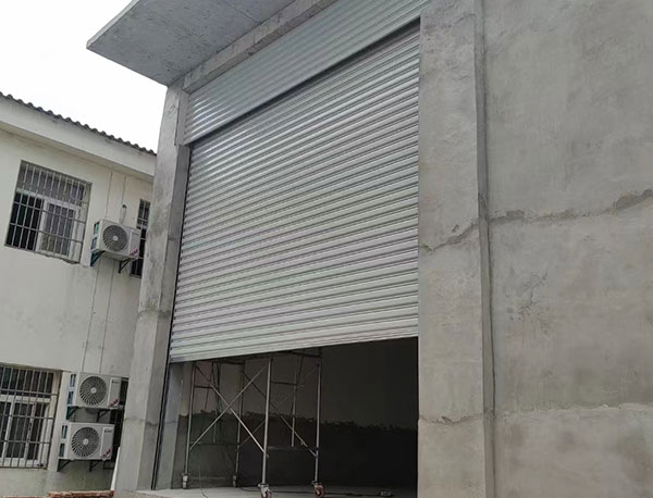 廠房工業(yè)抗風(fēng)門